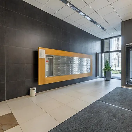 Spacious Ac View Pokorna 2 Parking * Varşova